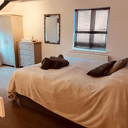Cosy And Peaceful Maisonette With Terrace, Kidderminster Buitenkant foto